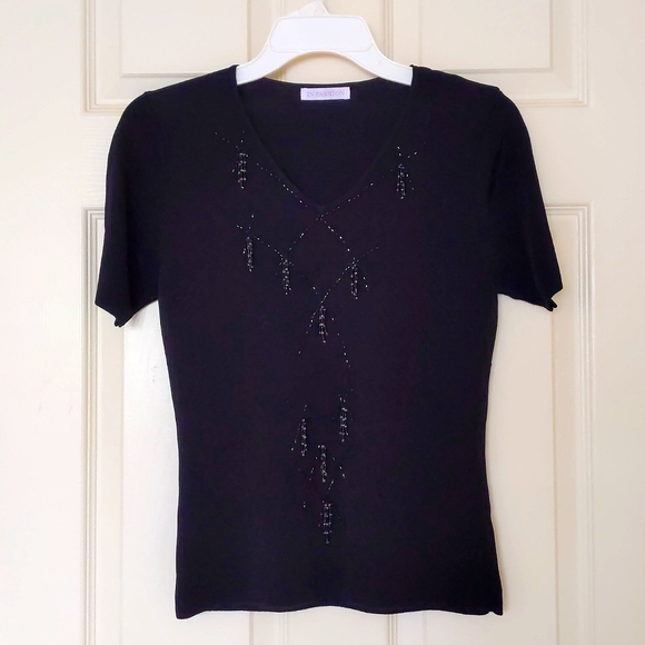NWOT. Black Viscosa Blended Short Sleeve V-Neck Top w/beads embroidery & design. - Picture 1 of 4